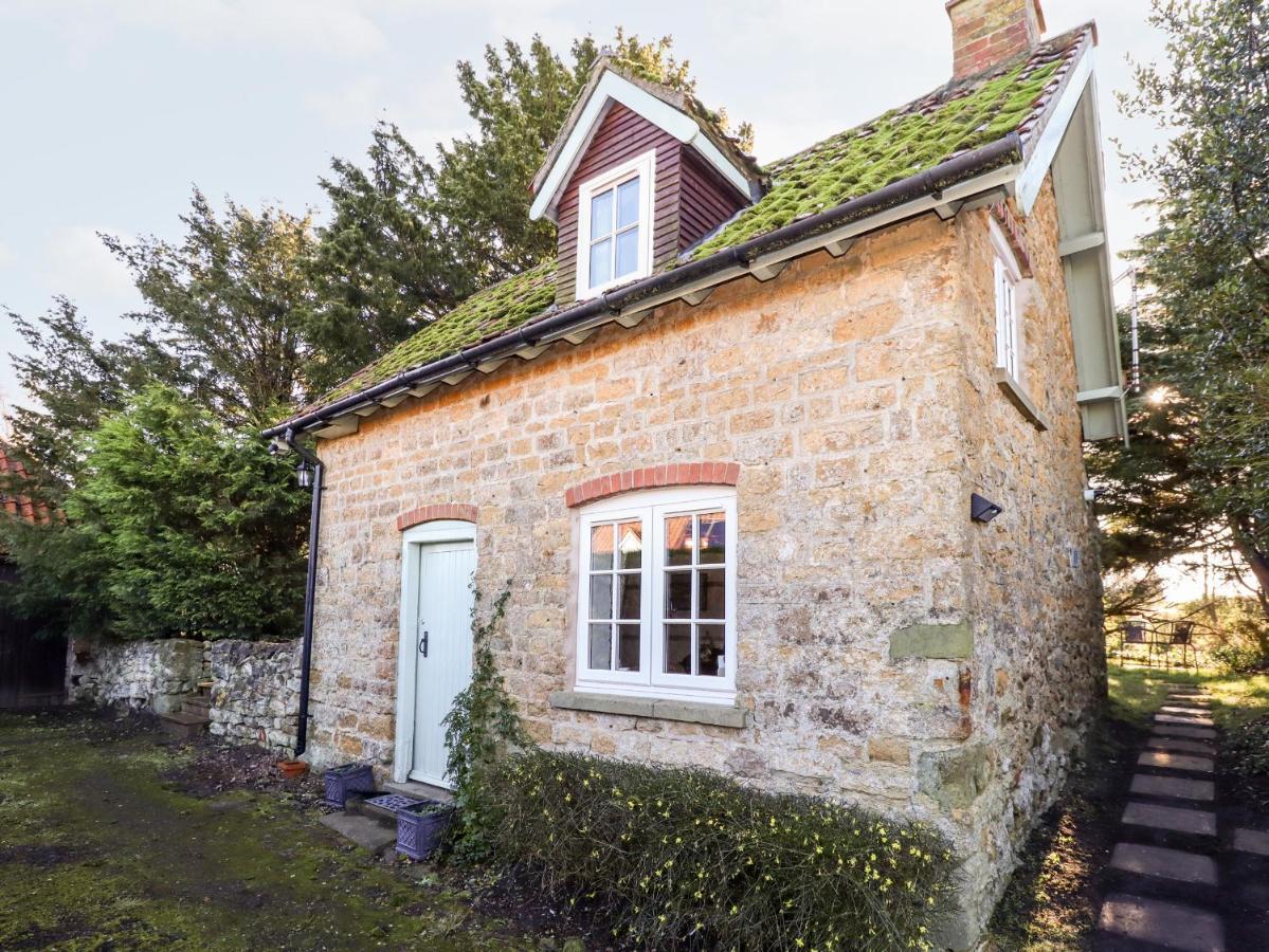 Old Blacksmiths Cottage 马克特拉森 外观 照片