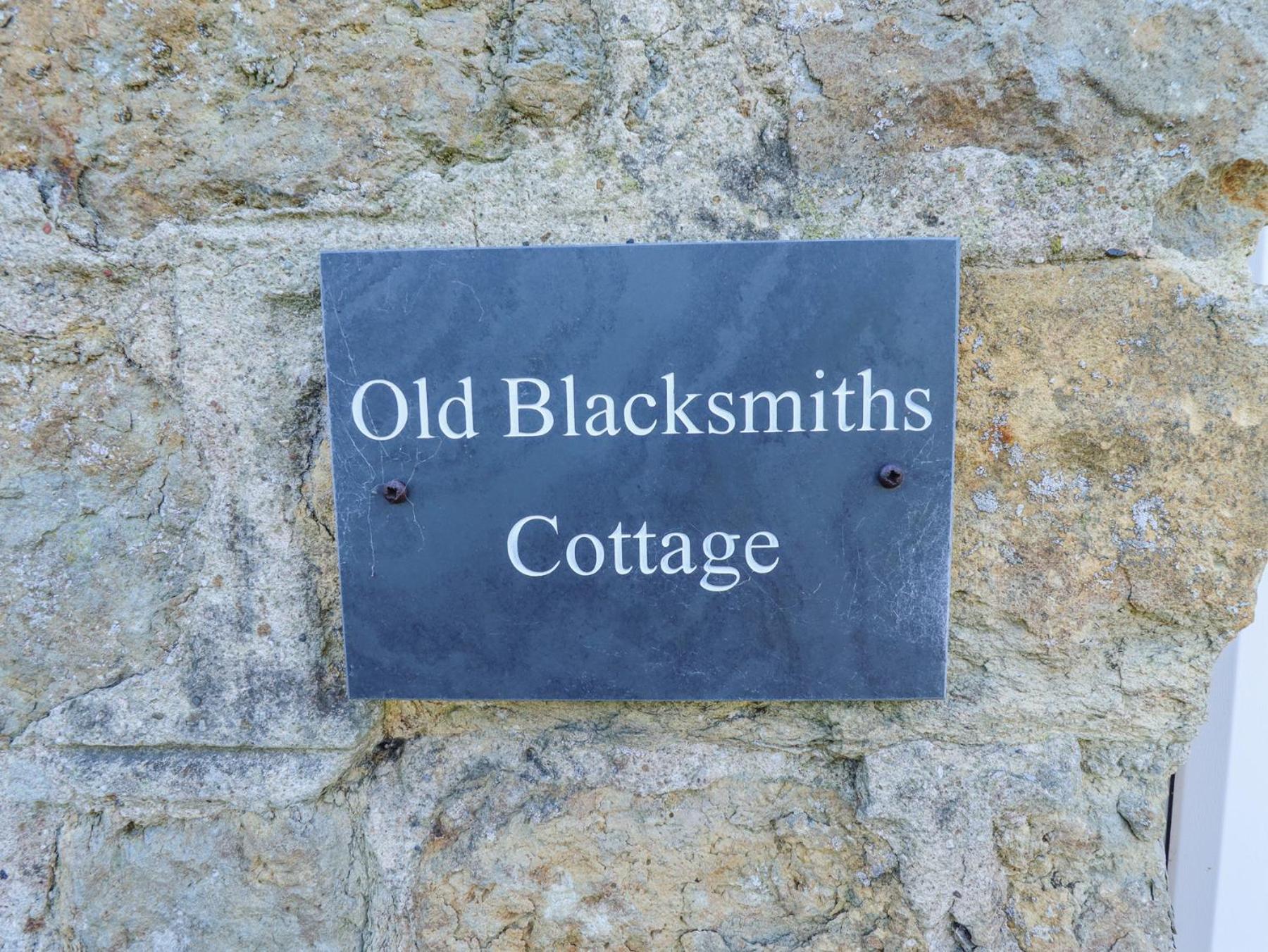 Old Blacksmiths Cottage 马克特拉森 外观 照片